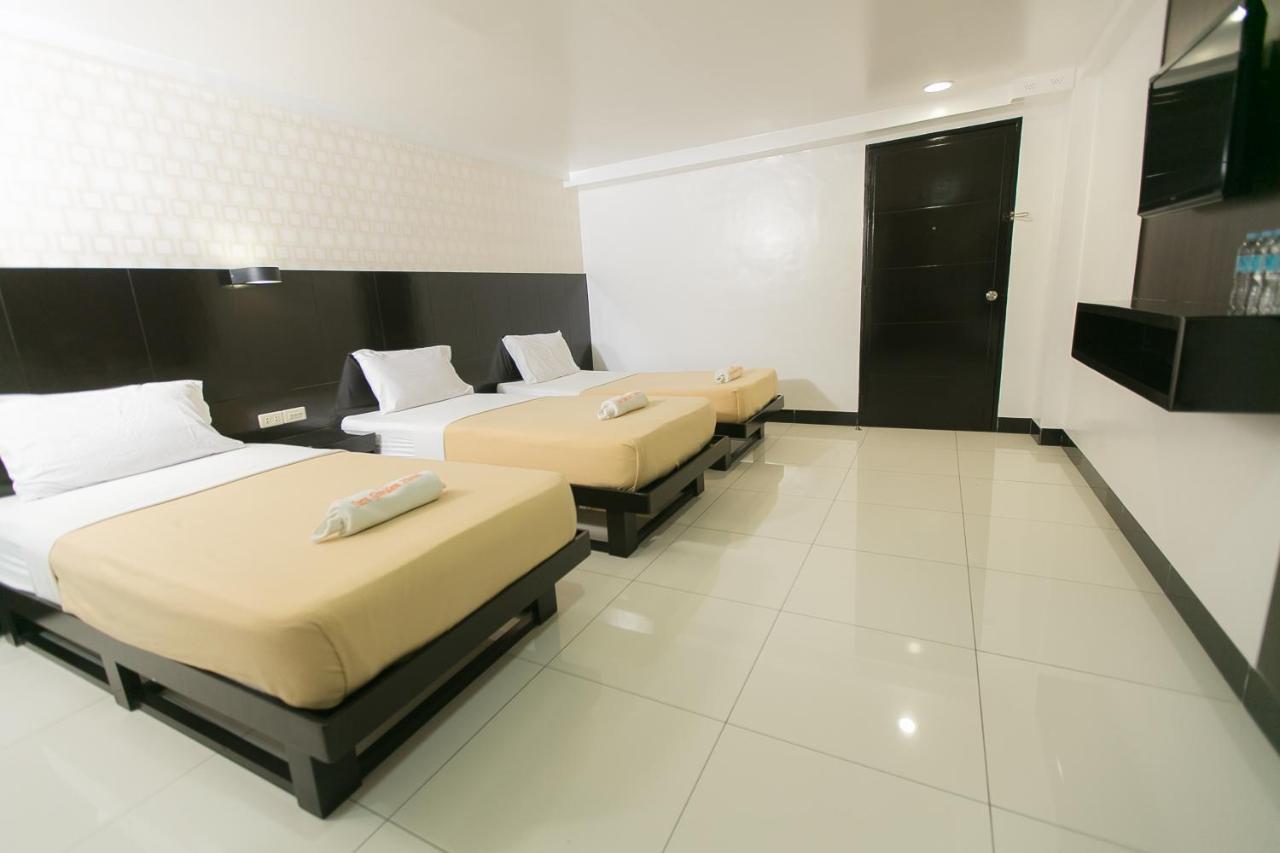 Sun Garden Hotel Tarlac Экстерьер фото